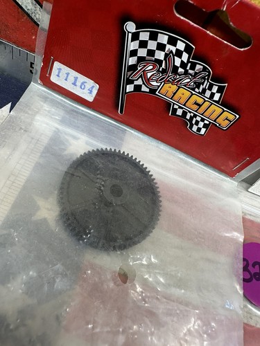 REDCAT RACING 11164 Diff Main Gear Spur Gear 64T .6 mod - Picture 2 of 3