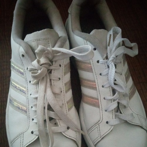 Size 6.5 - adidas Superstar OG W - Picture 3 of 21