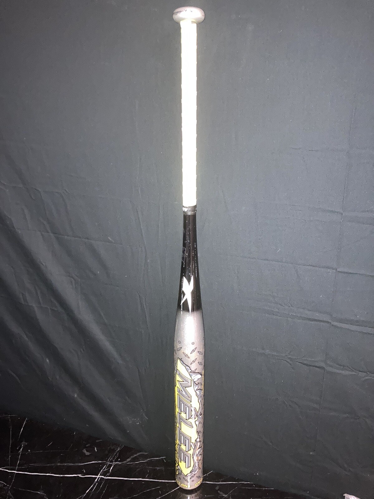 USED Reebok Melee 27 oz. Senior Softball Bat eBay