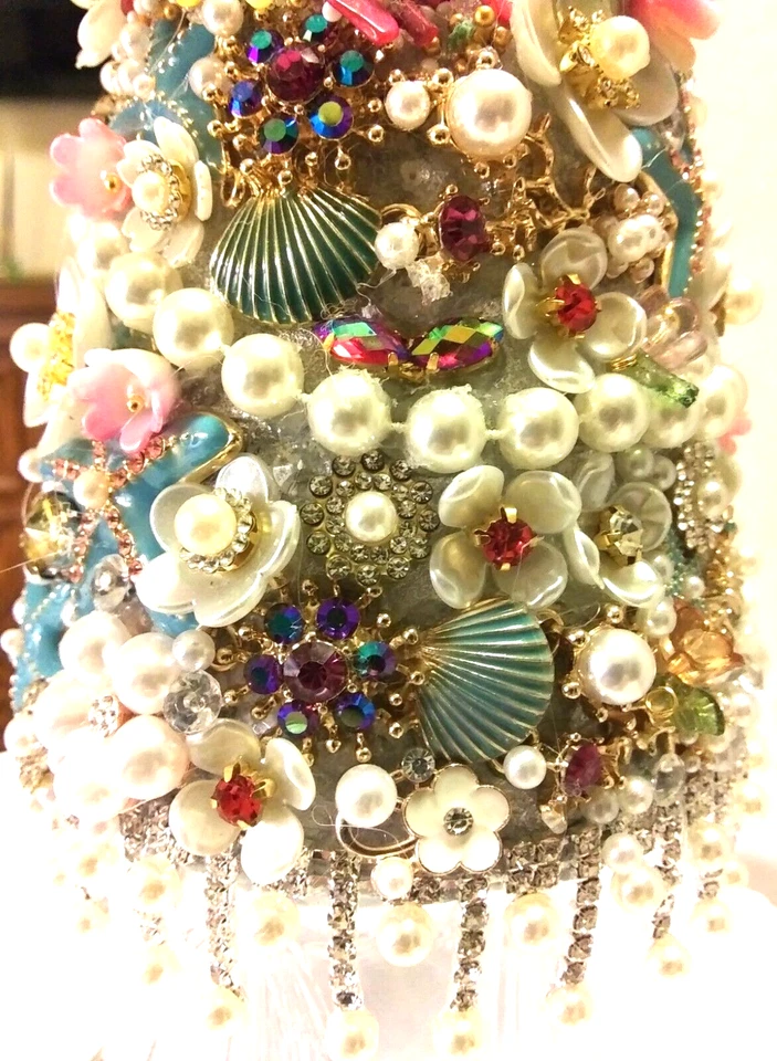 ЮВЕЛИРНОЕ ИСКУССТВО — красивая отдельно стоящая рождественская елка 13 дюймов в высоту и 4 дюйма в ширину, стекло - Изображение 3 из 4