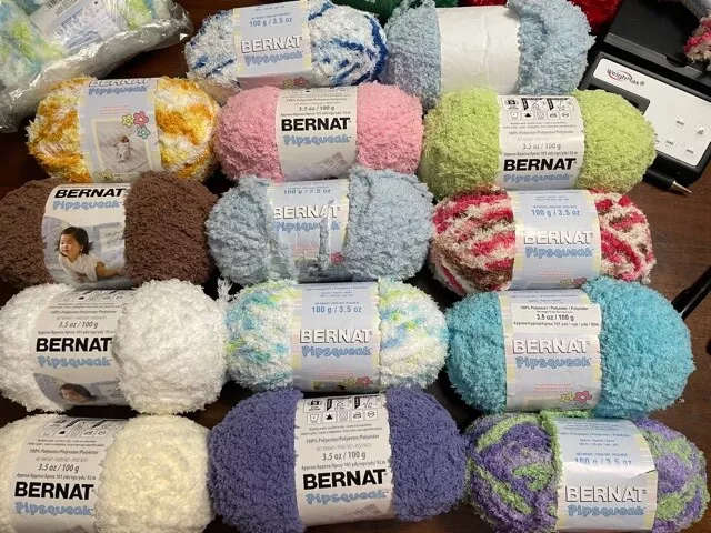 Bernat (6 pack) bernat pipsqueak yarn - whitey white