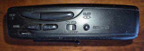 Sanyo Bass X Pander Portable Cassette and AM/FM Radio (Working) - Picture 3 of 6