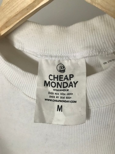 Cheap Monday Cosmic Tee White Cropped Cut-Out Top size M - Picture 5 of 7