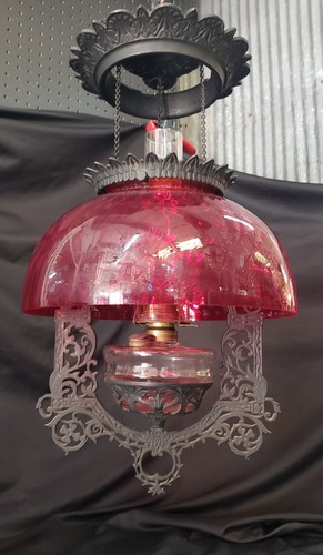 Victorian Hanging Oil Lamp with Cranberry Shade & Cast Iron Frame GS00178 - Picture 13 of 16