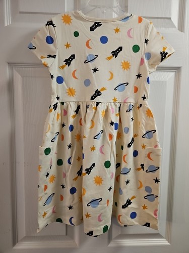 NWOT Hanna Andersson MULTI UNIVERSE SPACE S/S PLAY DRESS WITH POCKETS 130 8 - Picture 4 of 6