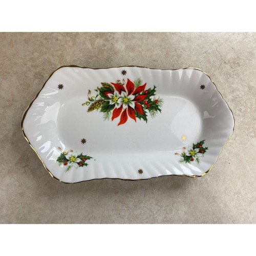 Royalty Noel Fine Bone China  England 8.5" x 4.5" Condiments Dish - Picture 2 of 5