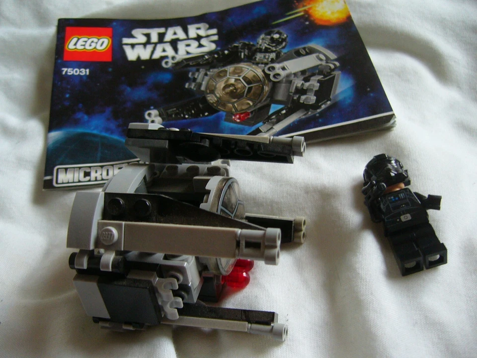 LEGO Star Wars 75031 TIE Interceptor, photo 2 sur 2