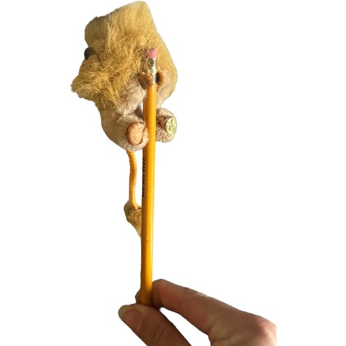 VTG 1980 Lion Finger Grabber Small Pencil Topper Clip Hugger Plush Toy Korea - Picture 11 of 23