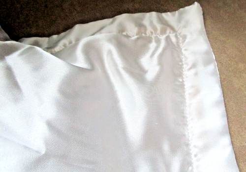 Baby Fanatic Embroidered Pittsburgh Penguins NHL Baby Lovey Cream Satin Back - Picture 6 of 6