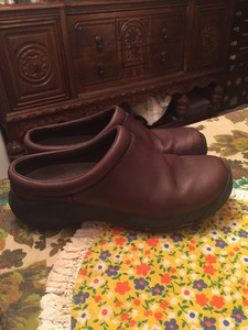 Merrell-Women-s-Brown-Leather-Casual-Slip-On-Shoes-Clogs-Size-6