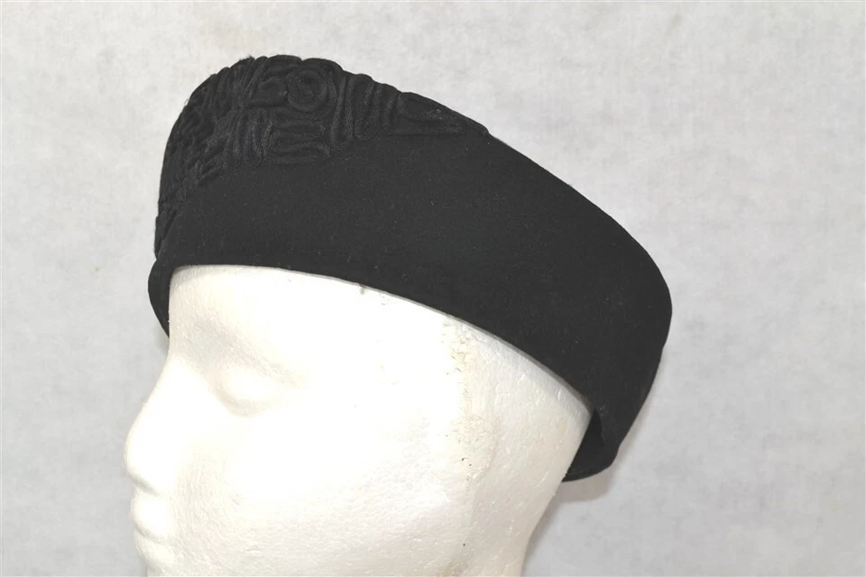 antique hat black wool felt beret style braid trim women 1940 original - Image 2 of 4