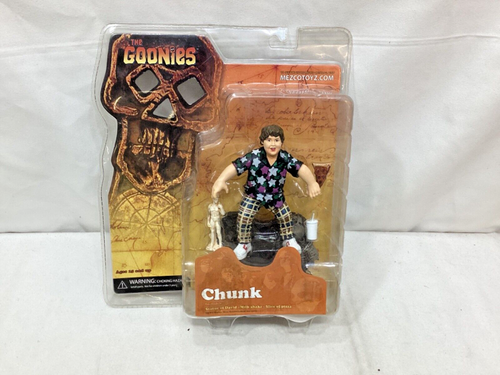 NEW 2007 Mezco Goonies Chunk Figure Sealed Boxed Rare FREESHIP - Picture 1 of 4
