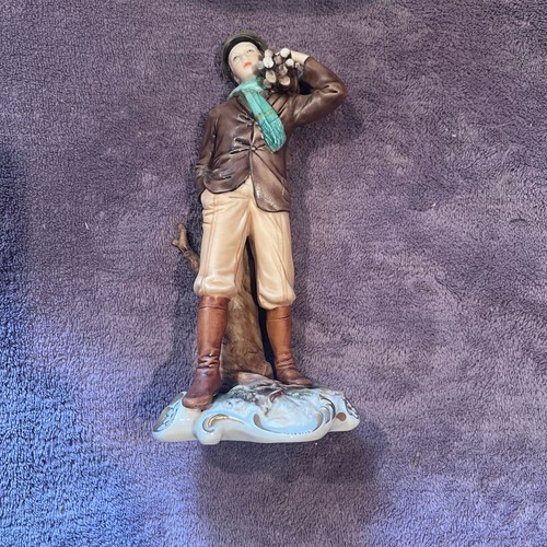 Capodimonte ~ Winter Boy ~ Figurine by Sandro Maggioni (1972), Excellent - Picture 1 of 6