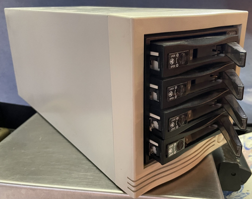 Vintage Addonics Combo Hard Drive Tower 4-Bay External Storage - Picture 1 of 10