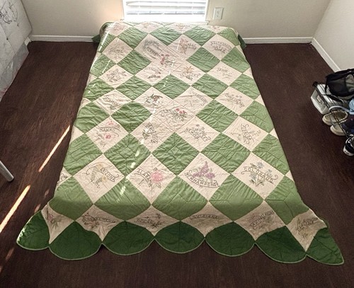 Edredón verde cosido a mano de colección 50 flores estatales 75"X 98" Queen reversible *Leer - Imagen 2 de 15