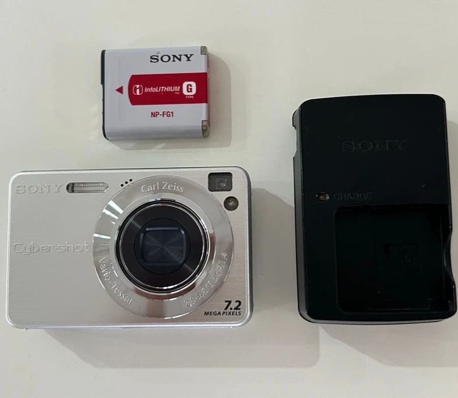 Sony Cyber-shot DSC-W120 Digital Cameras with PictBridge Support