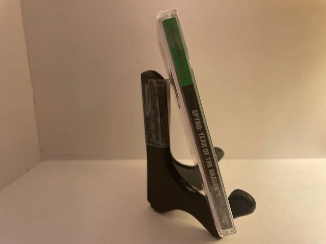 Spyro Year of the Dragon GH (PlayStation 1, PS1, 1997) Novo com Guia Pendurado Frete Grátis - Imagem 2 de 4