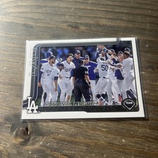 2025 Topps Series 1 - Los Angeles Dodgers #302