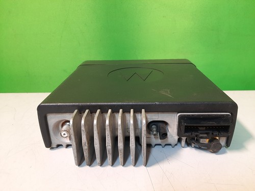 Motorola XPR4380 806-941 MHz 35 vatios 32 canales - Imagen 6 de 8