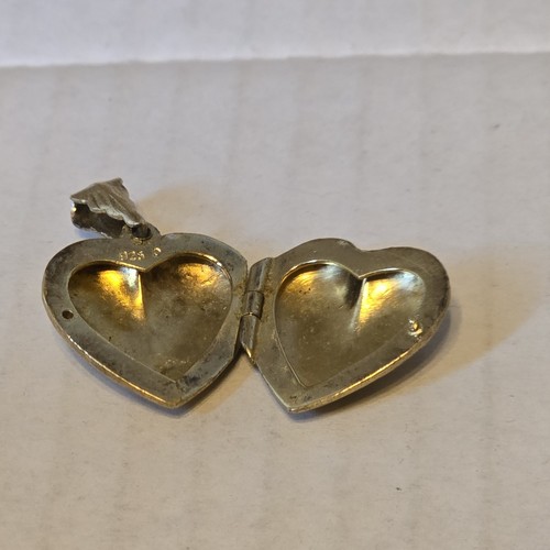 Ciondolo medaglione vintage argento sterling 925 cuore gonfio inciso disegno floreale vintage - Foto 14 di 21