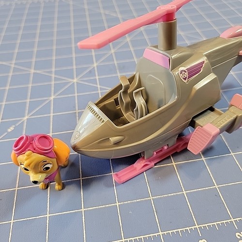 Paw Patrol The Movie Skye Action Figure Deluxe Helicopter Transforming Vehicle - Picture 3 of 6