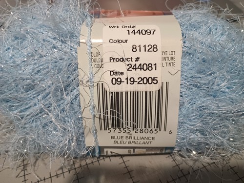 Patons Silverlash Color #81128 Blue Brilliance 50g 98% Poleyester 2% Lurex - Picture 2 of 2