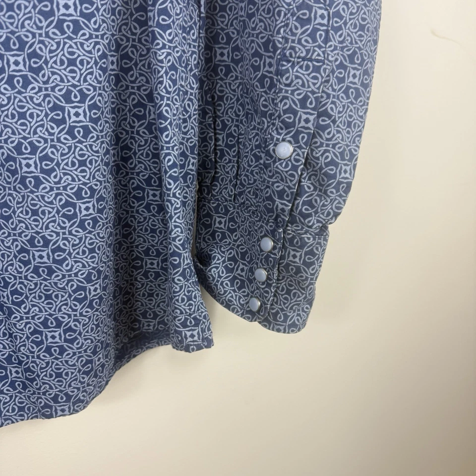 Ariat men's snap button shirt long sleeved snap cuff blue Ariat print Size XL - image 4 of 4