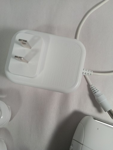 Philips Satin Perfect HP6576/50 Rechargeable Cord Cordless Electric Epilator - Picture 7 of 8