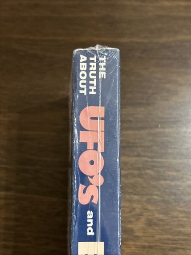 The Truth About UFO's and ET's VHS RARE 1982 Sci Fi Aliens Documentary - Picture 2 of 7