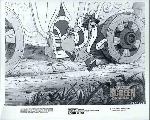 Robin Hood 17x ORIGINAL Press Stills Walt Disney 1973 FIRST RELEASE - Picture 12 of 21