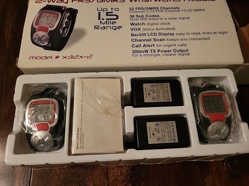 NEW 2-Way FRS/GMRS Wristwatch Radio x32x-2 Emergency Walkie Talkie - Afbeelding 2 van 16