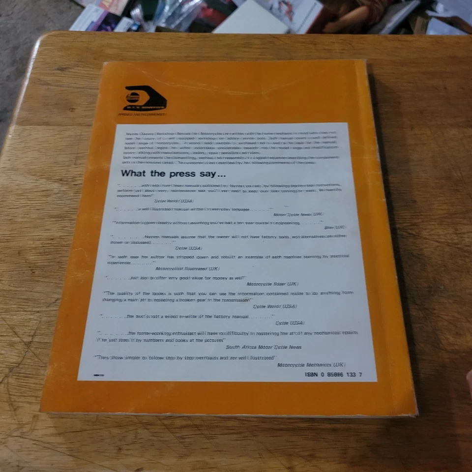 Haynes Honda 250 y 350 gemelos 249cc 325cc 1968 manual de taller del propietario Foto 2 de 2