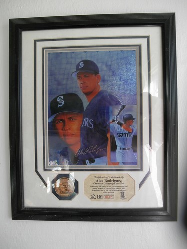Attic Find Rare Vintage Alex Rodriguez Autograph Print Coin Mariners Framed #317 - Picture 1 of 5