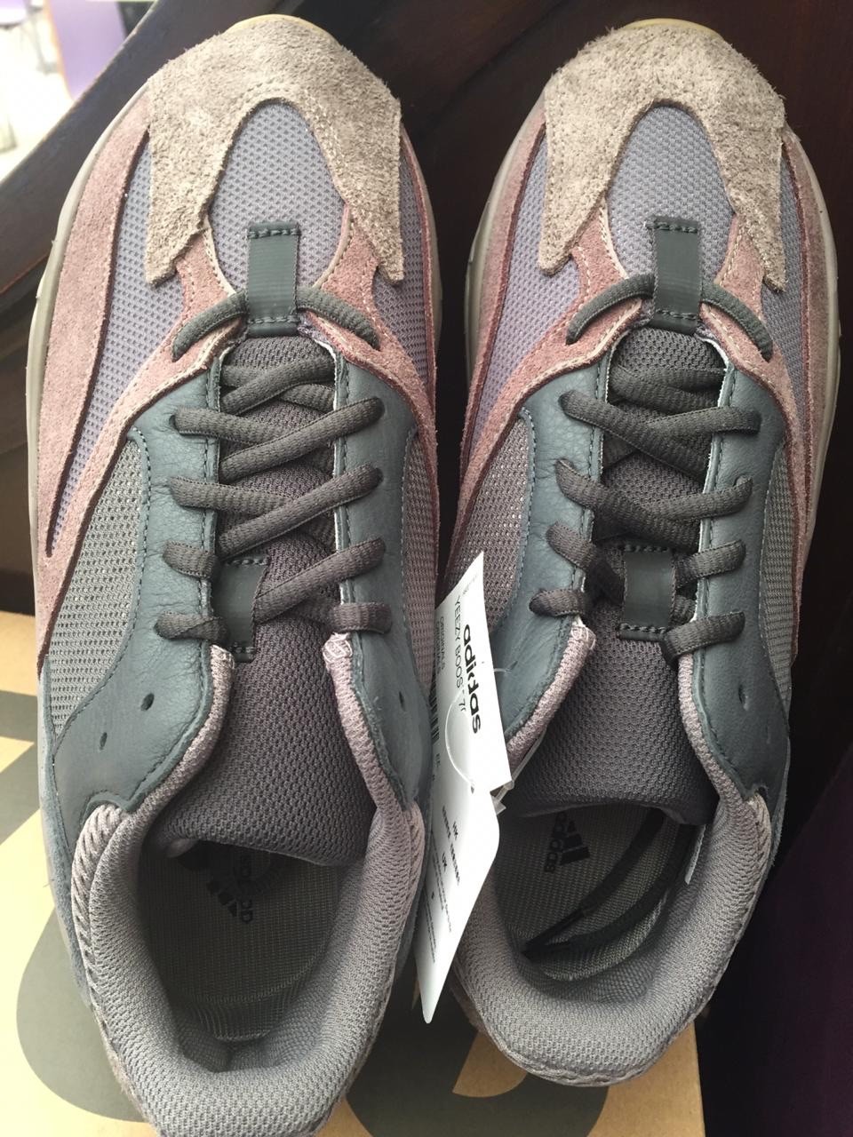 Adidas Adidas Adidas yeezy 700 lila welle läufer uk größe 12 2f743d Adidas Adidas Adidas yeezy 700 lila welle läufer uk größe 12 2f743d