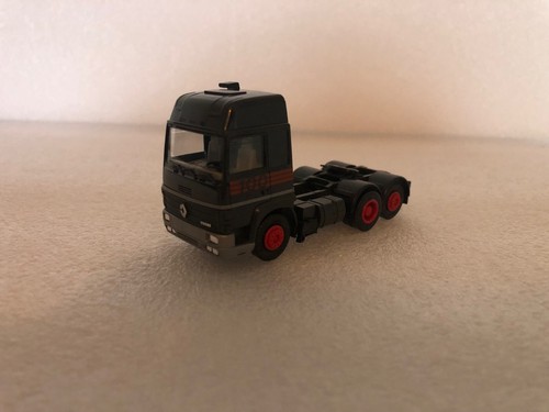 IVECO-SCANIA-RENAULT Coffret 3 Camions HERPA 1/87 - Picture 2 of 5