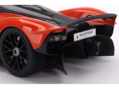 自動車 AUTOart Aston Martin Valkyrie 1/18 s-l400.jpg