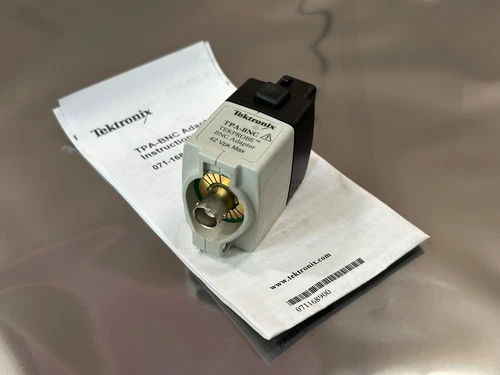 Tektronix TPA-BNC TekProbe BNC Adapter; +++ - Picture 1 of 4
