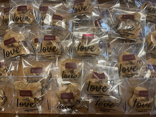 Lili’s Pecan Pralines - 12 PACK - Picture 4 of 5