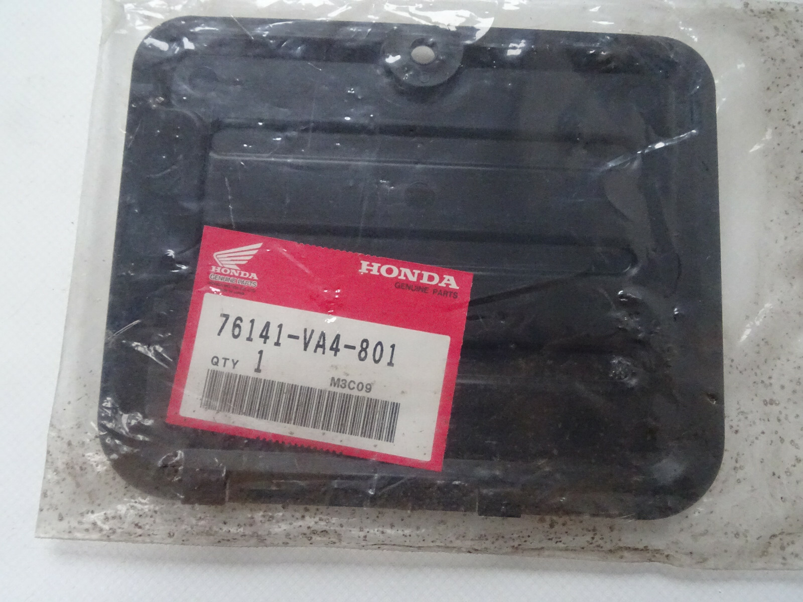 Foto 1 di 3