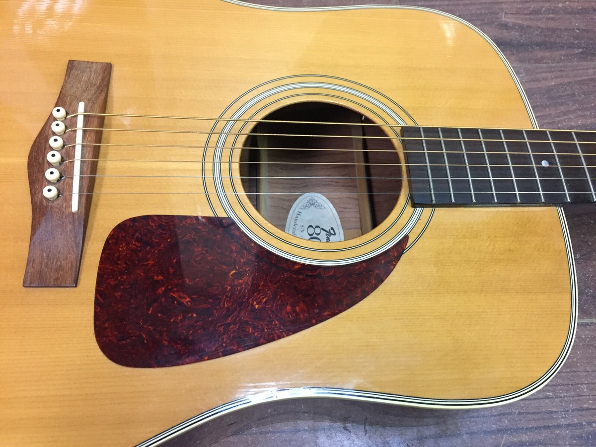 Amazon.com: Fender Classic Series Wood Case, Stratocaster