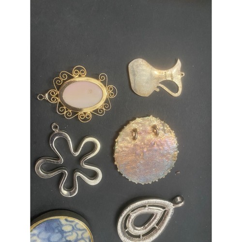 Vintage Contemporary Pendant Lot Rhinestone Crystal Stone Lot of 11 - Picture 10 of 10