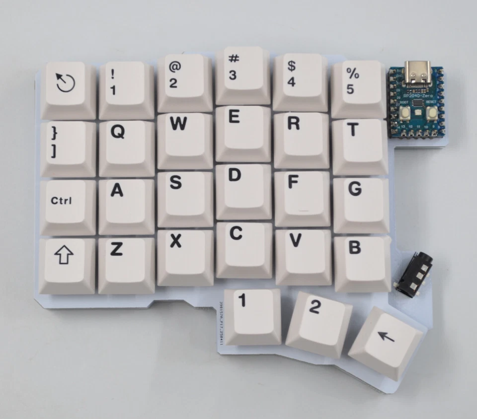 Silakka54 Split Custom Mechanical Keyboard Holy Panda Lubed GMK BOW - Image 2 of 4