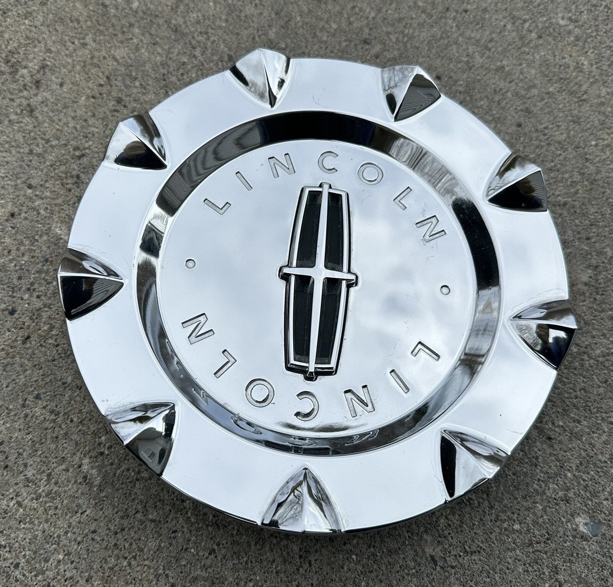 2010-2012 Lincoln MKZ Wheel Center Hub Cap Chrome | 9H6C