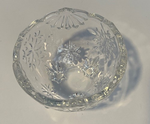 "Mikasa Copo de Nieve Votivo Candelabro Vacaciones Luz de Té Tazón de Vidrio 3"" Alemania" - Imagen 5 de 9