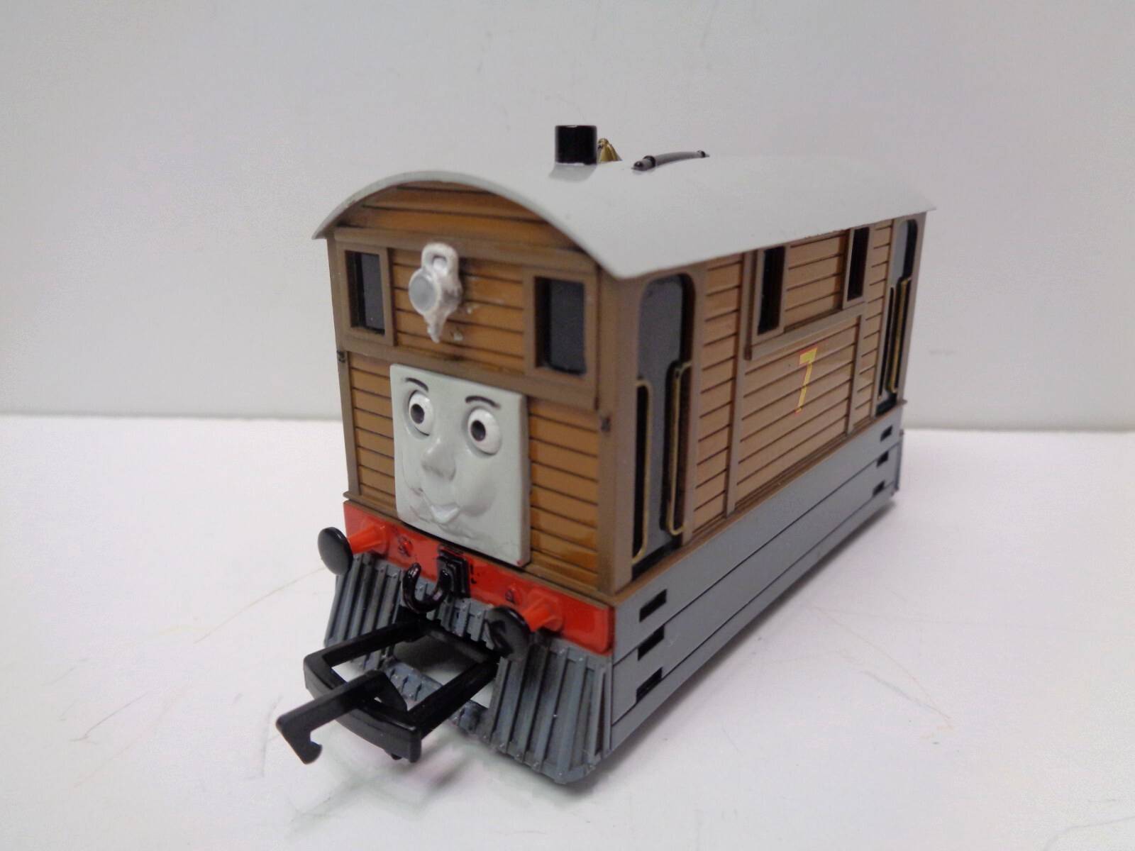 Picture 1 of 6
