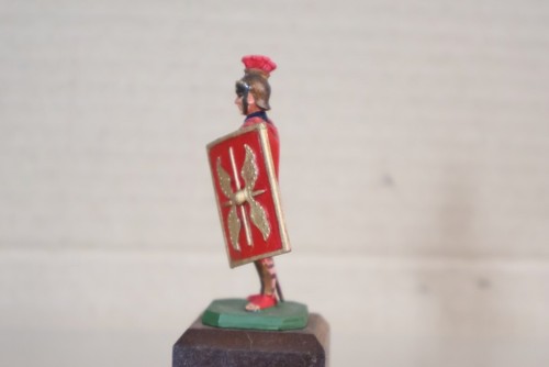 ROSE MINIATURES ROMAN CENTURION STANDING with SHIELD 100 BC om - Picture 5 of 9