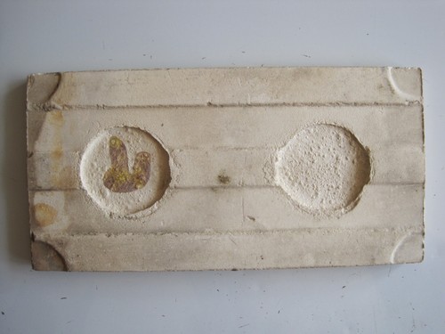ANTIQUE 6" x 3" MOULDED MAJOLICA ART NOUVEAU STYLISED FLOWER BORDER / SLIP TILE - Picture 2 of 2