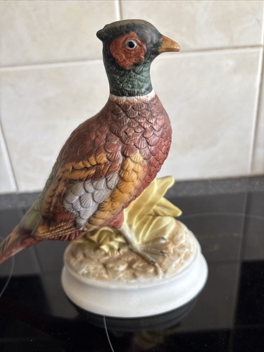 vintage Porcelain Pheasant Ornament Figurine 6.5 Inch Tall (16.5 cm) - Picture 5 of 6
