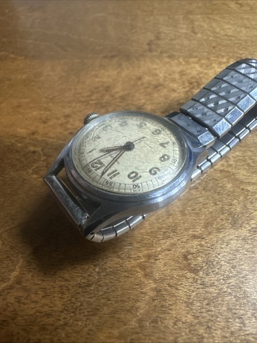 Orologio da polso uomo Hampden carica manuale e cinturino elastico funzionante - Foto 7 di 12