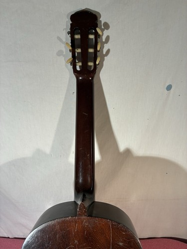 Yamaha Nº Guitarra clásica acústica vintage G-50. Necesita reparación. Con bolsa acolchada - Imagen 11 de 21